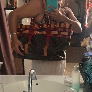 AUTHENTIC LV SALINA GM